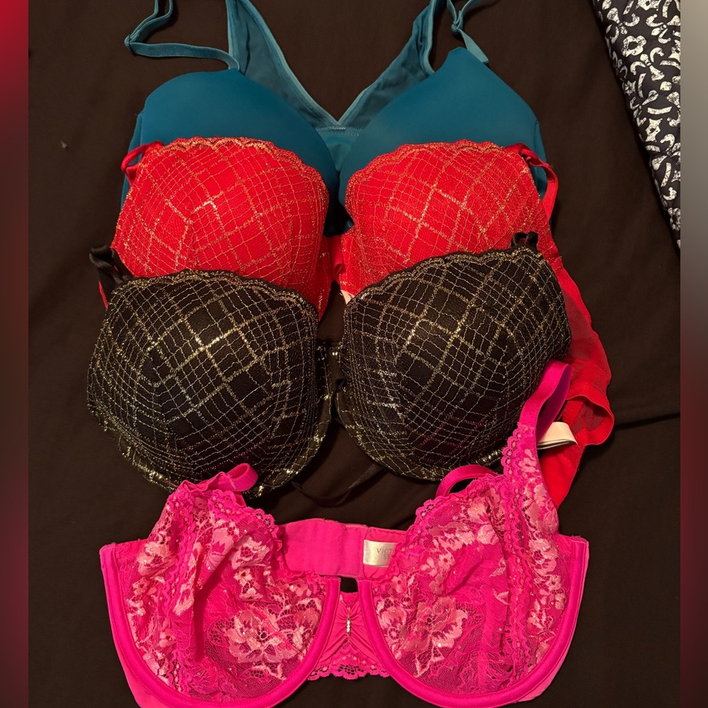 Victoria's Secret Bras 34DD